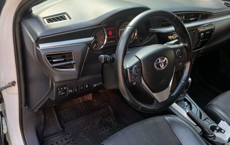 Toyota Corolla, 2013 год, 1 100 000 рублей, 5 фотография