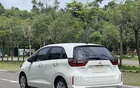 Honda Fit, 2021 год, 1 440 000 рублей, 5 фотография