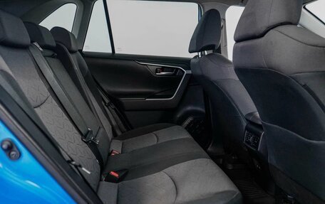 Toyota RAV4, 2021 год, 3 499 000 рублей, 11 фотография
