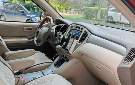 Toyota Highlander III, 2006 год, 1 300 000 рублей, 9 фотография