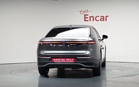 Toyota Crown, 2023 год, 5 000 000 рублей, 4 фотография