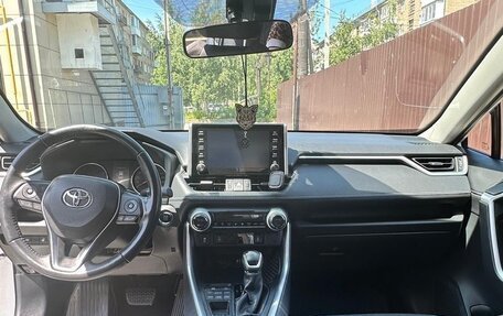 Toyota RAV4, 2020 год, 3 600 000 рублей, 7 фотография