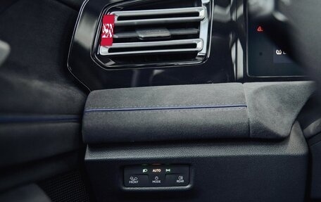 Volkswagen Tiguan, 2025 год, 4 490 000 рублей, 17 фотография