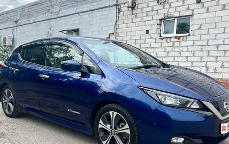 Nissan Leaf II, 2019 год, 1 900 000 рублей, 14 фотография