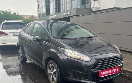 Ford Fiesta, 2015 год, 850 000 рублей, 4 фотография
