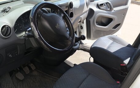 Peugeot Partner II рестайлинг 2, 2010 год, 550 000 рублей, 9 фотография