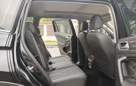 Volkswagen Tiguan II, 2023 год, 2 605 111 рублей, 8 фотография