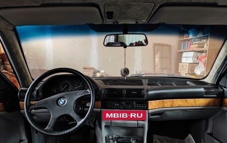 BMW 7 серия, 1987 год, 2 200 000 рублей, 16 фотография