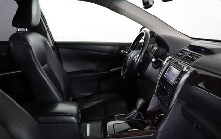 Toyota Camry, 2017 год, 2 129 990 рублей, 14 фотография