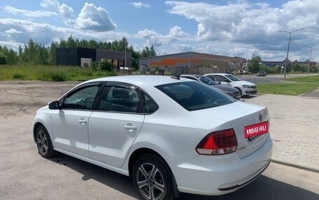 Volkswagen Polo VI (EU Market), 2017 год, 950 000 рублей, 5 фотография