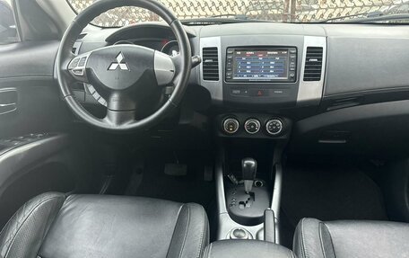Mitsubishi Outlander III рестайлинг 3, 2012 год, 1 199 000 рублей, 9 фотография