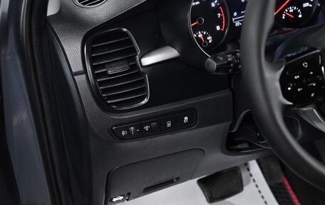 KIA Rio IV, 2018 год, 1 299 000 рублей, 9 фотография