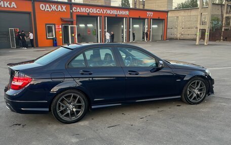 Mercedes-Benz C-Класс, 2012 год, 1 500 000 рублей, 7 фотография