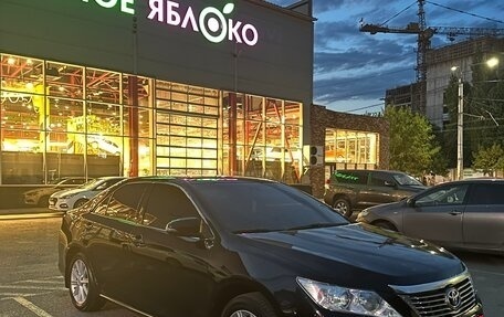 Toyota Camry, 2014 год, 1 550 000 рублей, 2 фотография