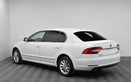 Skoda Superb III рестайлинг, 2014 год, 1 249 000 рублей, 4 фотография