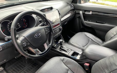 KIA Sorento II рестайлинг, 2014 год, 1 529 000 рублей, 10 фотография