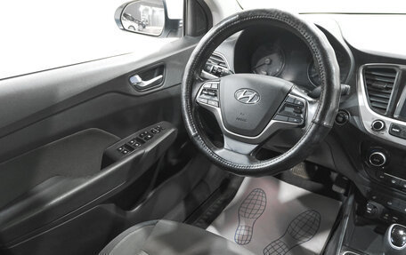 Hyundai Solaris II рестайлинг, 2017 год, 1 149 000 рублей, 10 фотография
