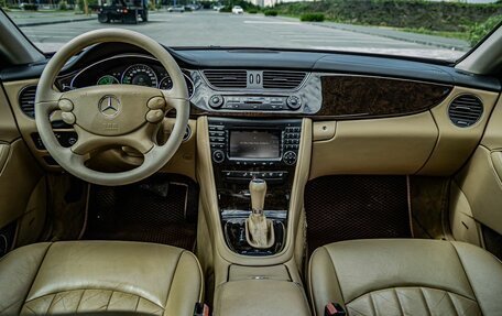 Mercedes-Benz CLS, 2007 год, 1 285 000 рублей, 16 фотография