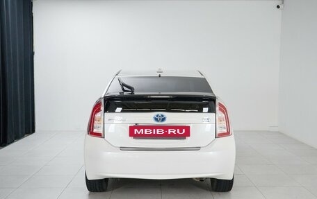 Toyota Prius, 2013 год, 1 295 000 рублей, 6 фотография