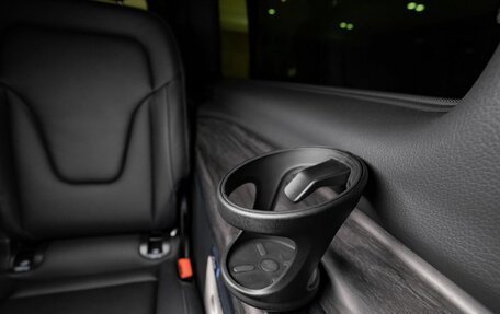 Mercedes-Benz V-Класс, 2024 год, 15 960 000 рублей, 16 фотография
