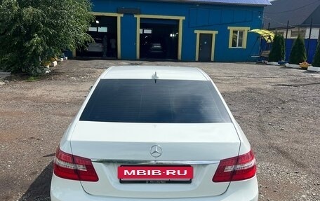 Mercedes-Benz E-Класс, 2010 год, 1 550 000 рублей, 5 фотография
