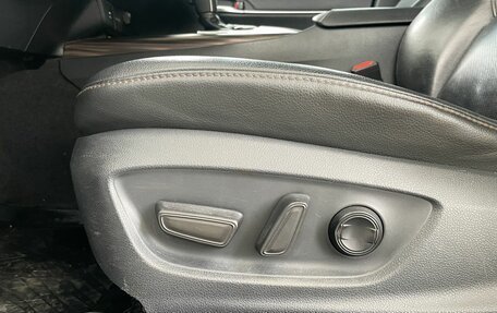 Toyota Camry, 2018 год, 2 590 000 рублей, 12 фотография