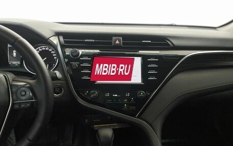 Toyota Camry, 2018 год, 2 590 000 рублей, 18 фотография
