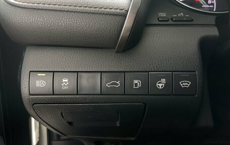 Toyota Camry, 2018 год, 2 590 000 рублей, 25 фотография