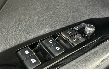 Toyota Camry, 2018 год, 2 590 000 рублей, 24 фотография