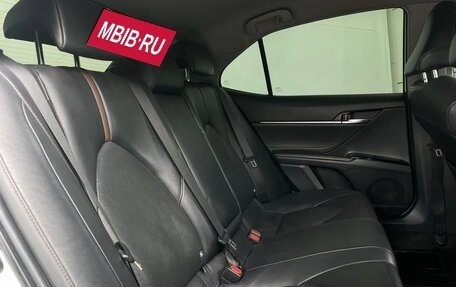 Toyota Camry, 2018 год, 2 590 000 рублей, 33 фотография