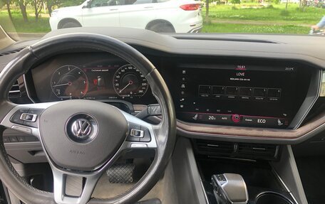Volkswagen Touareg III, 2019 год, 7 900 000 рублей, 7 фотография