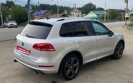 Volkswagen Touareg III, 2010 год, 1 650 000 рублей, 3 фотография
