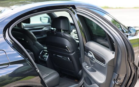 BMW 7 серия, 2020 год, 8 050 000 рублей, 13 фотография
