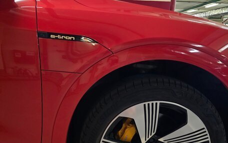 Audi e-tron I, 2021 год, 5 200 000 рублей, 6 фотография