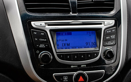 Hyundai Solaris II рестайлинг, 2013 год, 539 000 рублей, 15 фотография