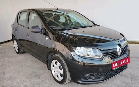 Renault Sandero II рестайлинг, 2017 год, 740 000 рублей, 2 фотография