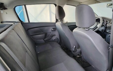 Renault Sandero II рестайлинг, 2017 год, 740 000 рублей, 18 фотография