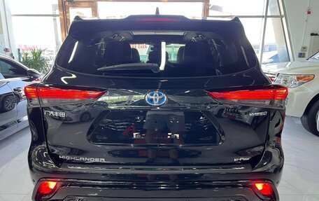 Toyota Highlander, 2022 год, 3 400 222 рублей, 5 фотография