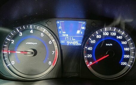 Hyundai Solaris II рестайлинг, 2014 год, 799 000 рублей, 17 фотография