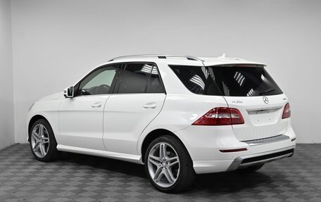 Mercedes-Benz M-Класс, 2015 год, 2 599 000 рублей, 4 фотография