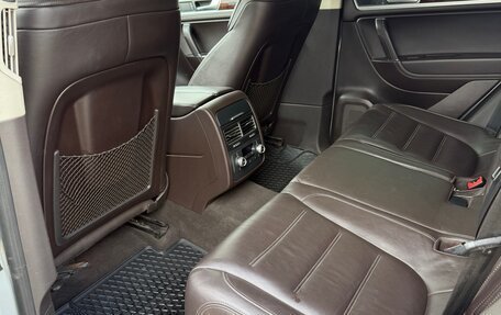 Volkswagen Touareg III, 2015 год, 3 200 000 рублей, 8 фотография