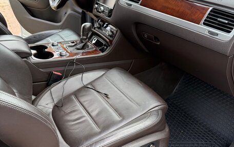 Volkswagen Touareg III, 2015 год, 3 200 000 рублей, 10 фотография