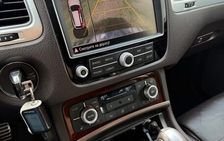 Volkswagen Touareg III, 2015 год, 3 200 000 рублей, 6 фотография
