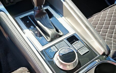 Mitsubishi Pajero Sport III рестайлинг, 2022 год, 5 600 000 рублей, 6 фотография