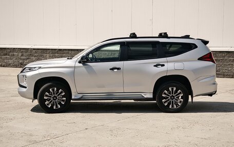 Mitsubishi Pajero Sport III рестайлинг, 2022 год, 5 600 000 рублей, 32 фотография