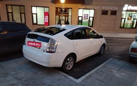 Toyota Prius, 2010 год, 760 000 рублей, 3 фотография