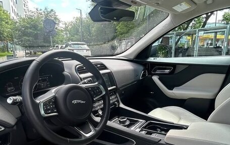 Jaguar F-Pace, 2020 год, 3 780 000 рублей, 9 фотография