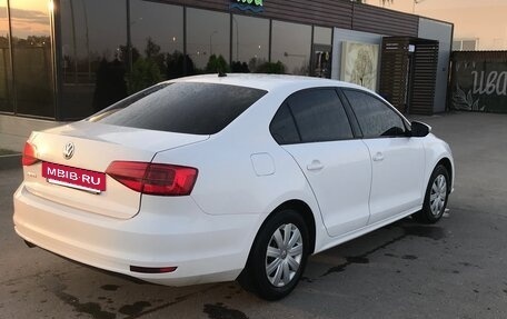 Volkswagen Jetta VI, 2015 год, 1 000 000 рублей, 4 фотография
