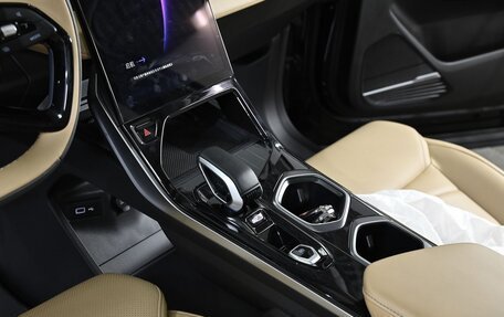 Geely Atlas, 2022 год, 3 099 000 рублей, 20 фотография
