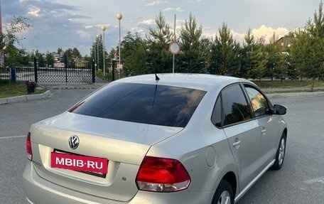 Volkswagen Polo VI (EU Market), 2011 год, 700 000 рублей, 5 фотография